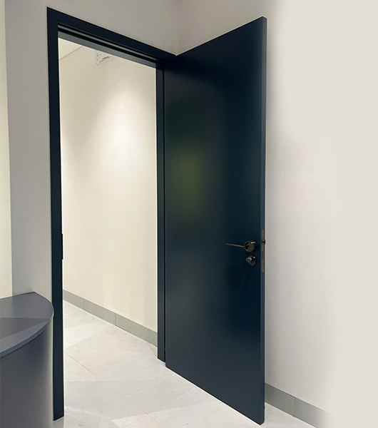 cửa gỗ composite đang dần khẳng định vị thế là "lựa chọn thông minh" cho các gia đình Việt